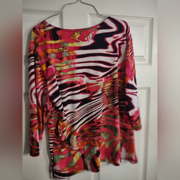 Valentina Pink and Yellow Artistic Top - Picture 3 of 3